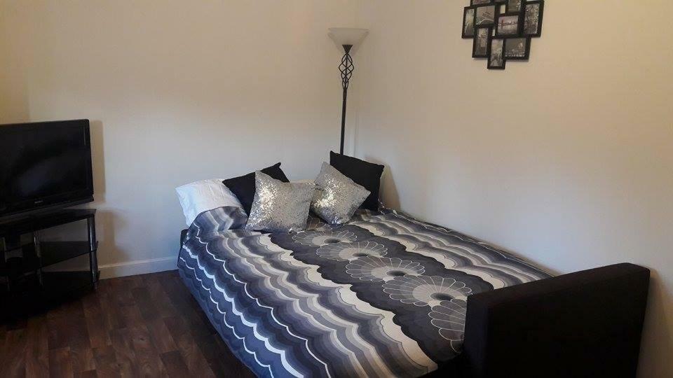 Sunnyside Apartments Котбридж Экстерьер фото